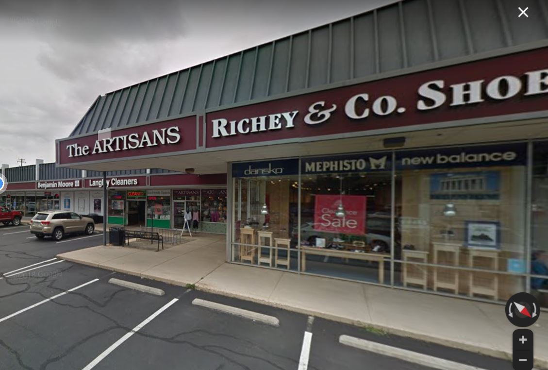 Langley Shopping CenterRosenthal Properties