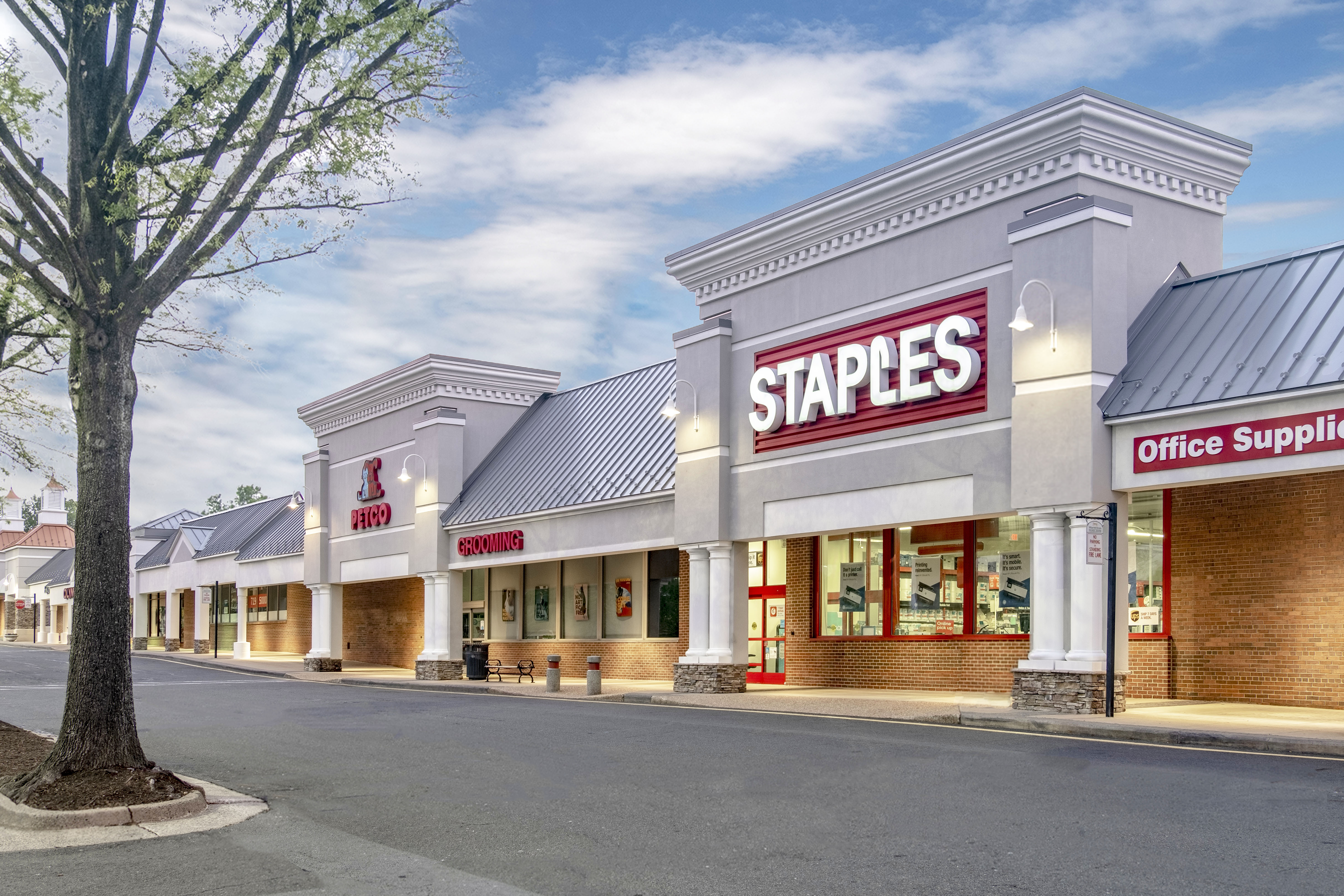 Warrenton CenterRosenthal Properties